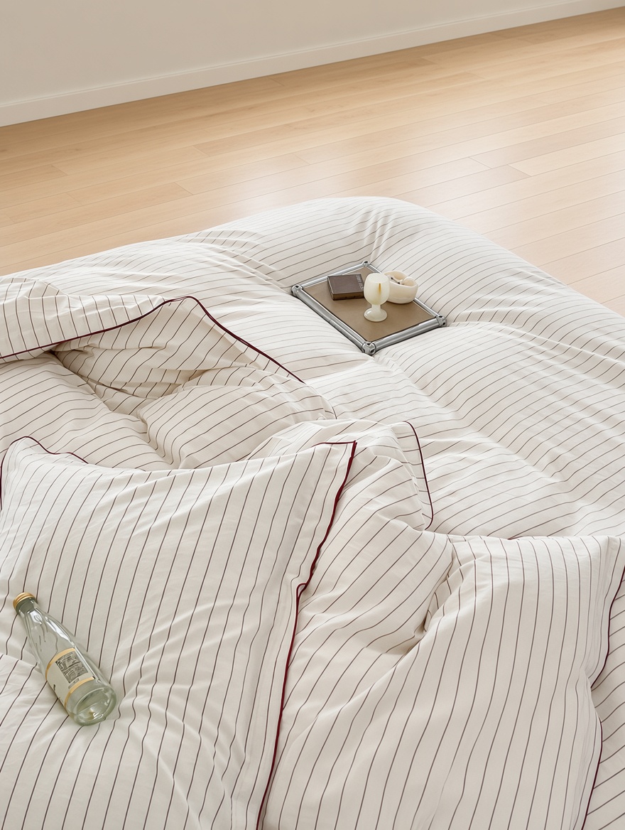 Scandinavian Striped Cotton Overlock Bedding Set